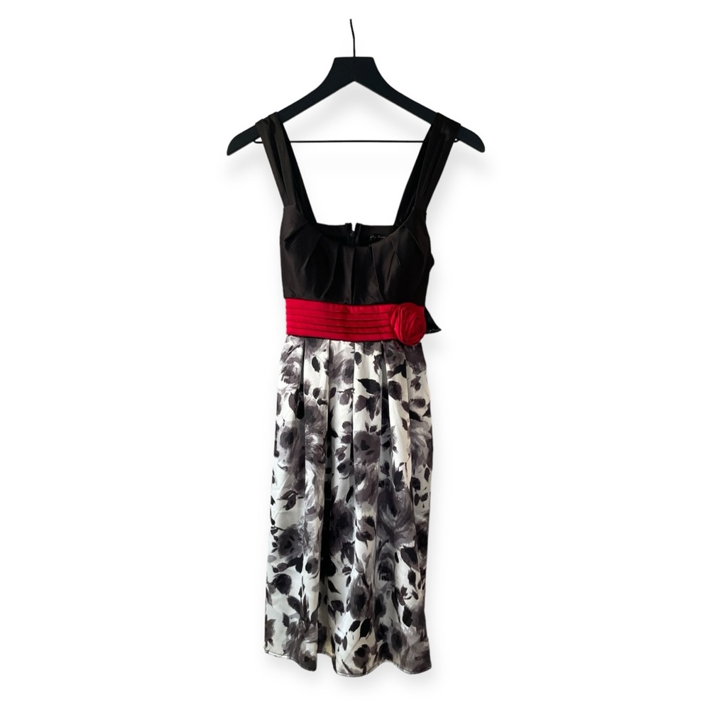 NWT City Triangles dress